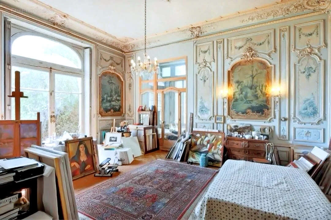 Appartement à VILLENEUVE-LES-AVIGNON