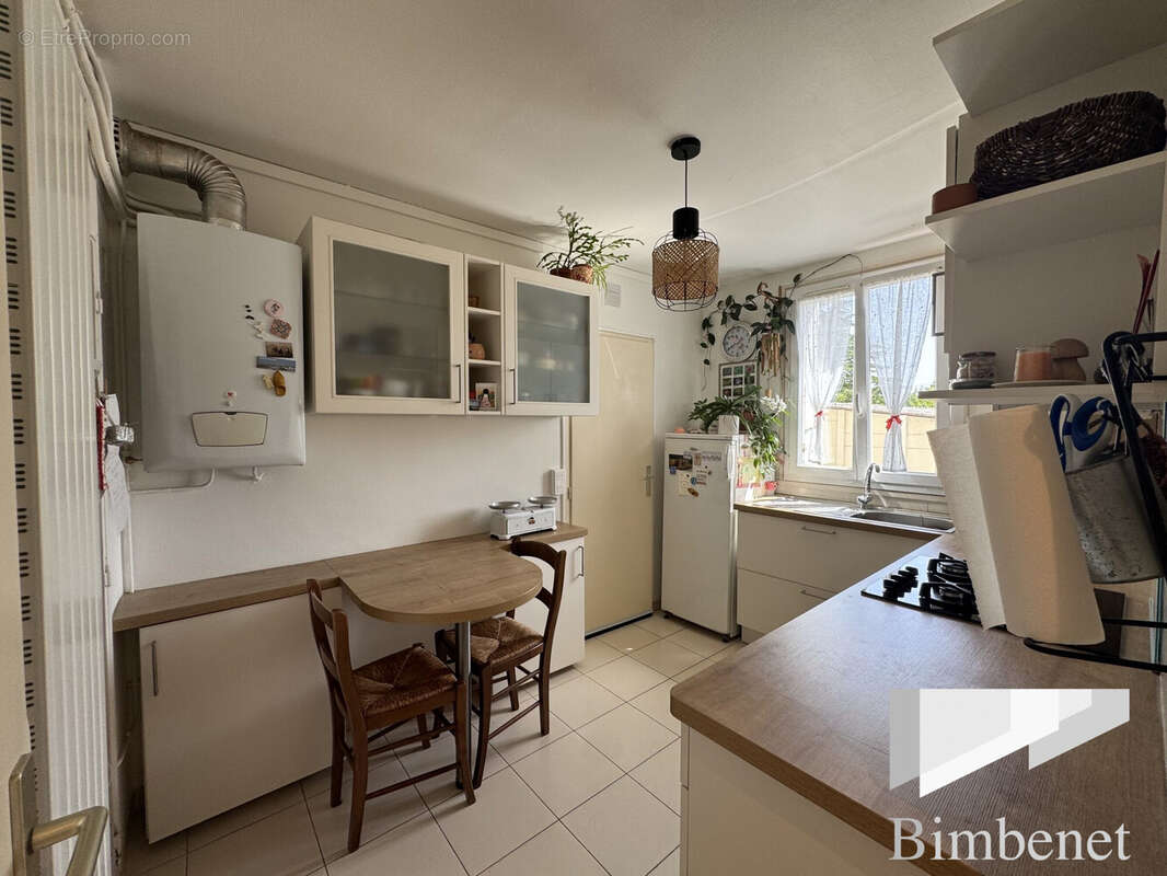 Appartement 60 m² à Fleury-Les-Aubrais  - photo 3