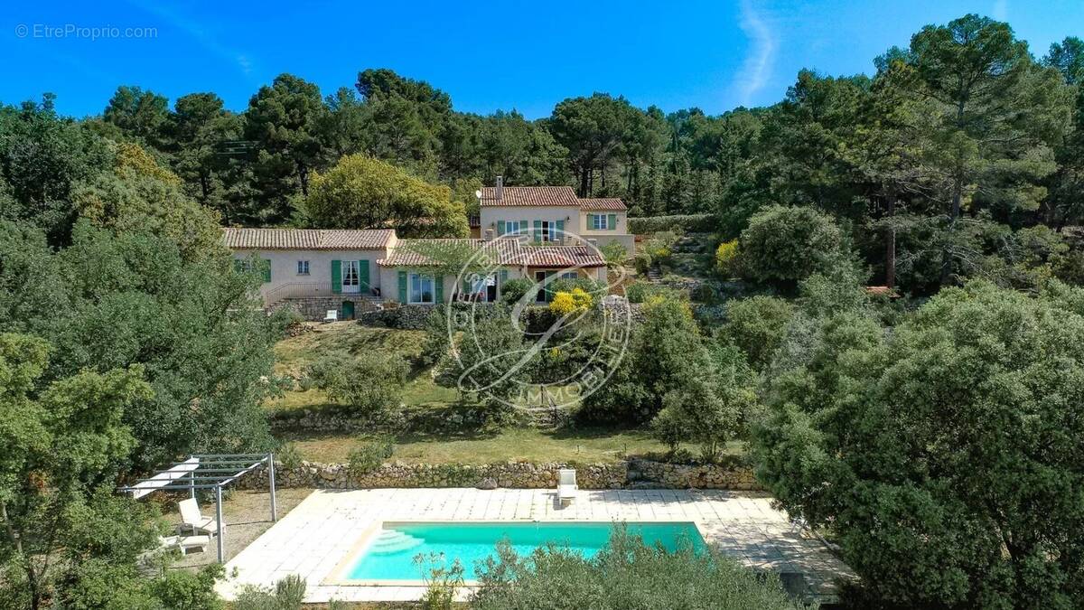 Maison à TOURTOUR