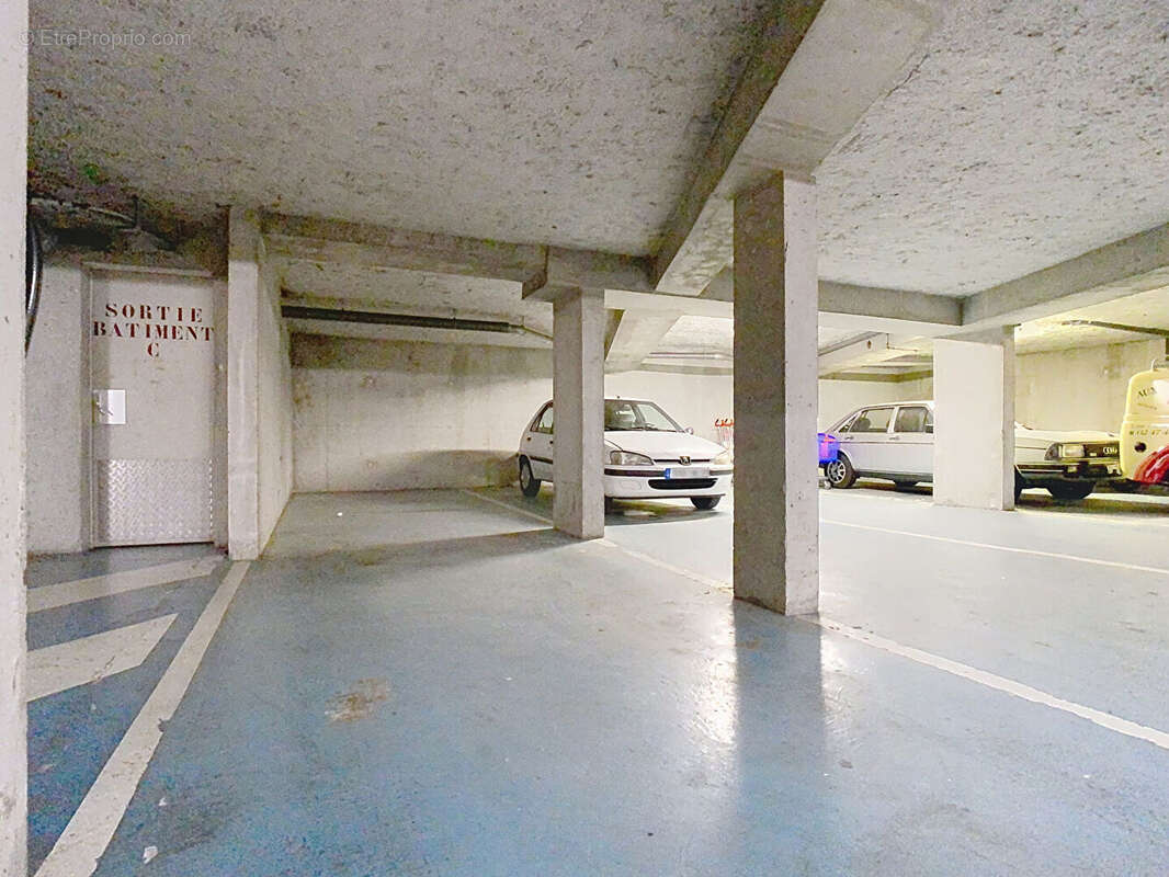Parking à TOURS