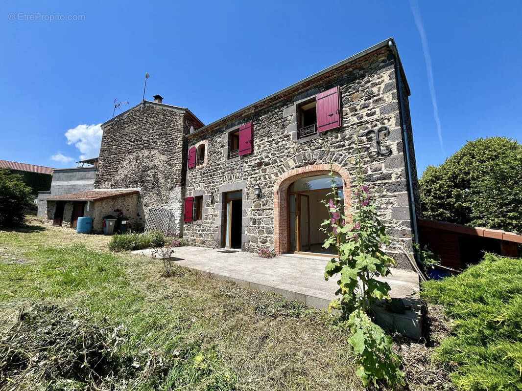 Maison à VILLENEUVE