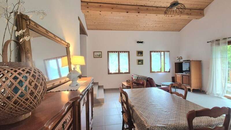 Maison à vendre dans petit hameau - photo 10