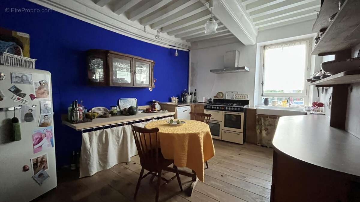 Maison à LUCENAY-L&#039;EVEQUE