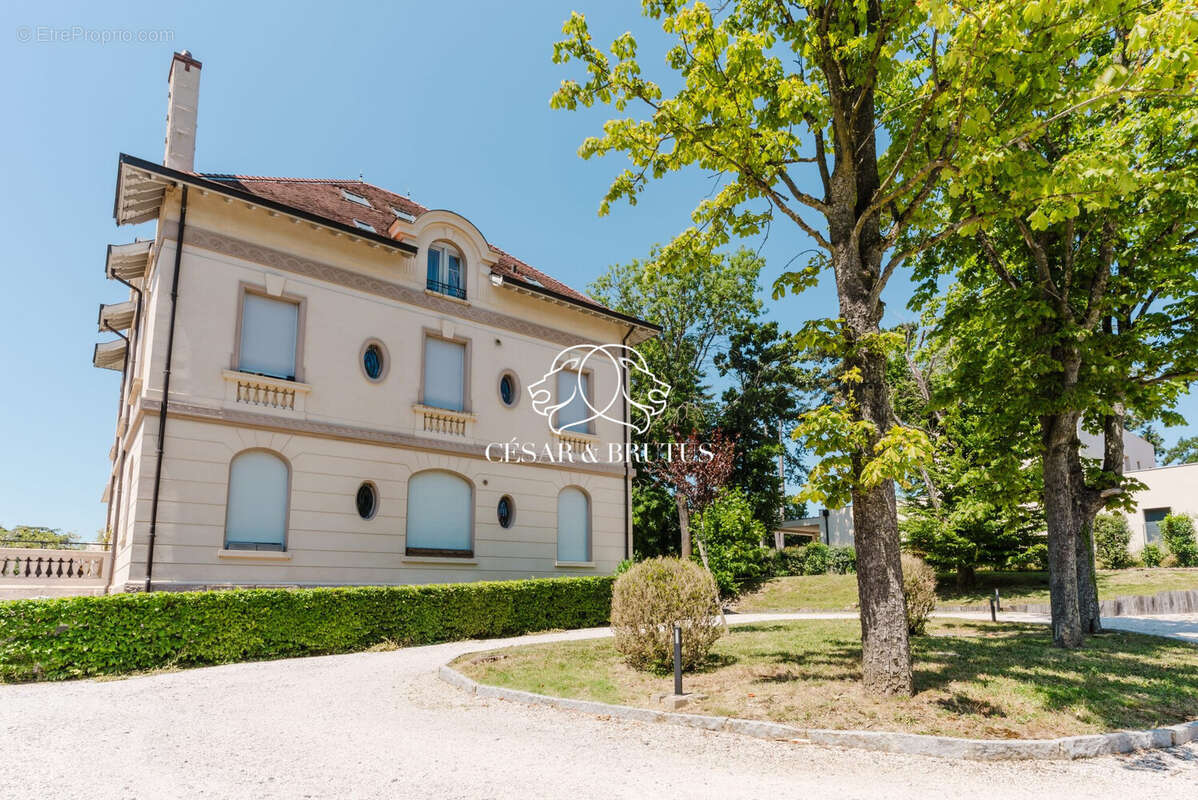 Appartement à SAINT-DIDIER-AU-MONT-D'OR