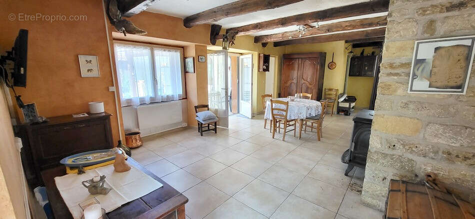 Maison de village de plain-pied avec jardin - photo 6