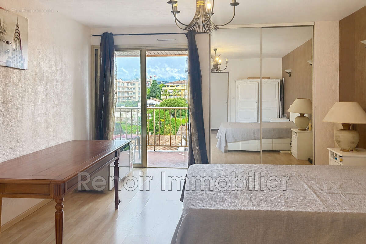 Appartement à CAGNES-SUR-MER