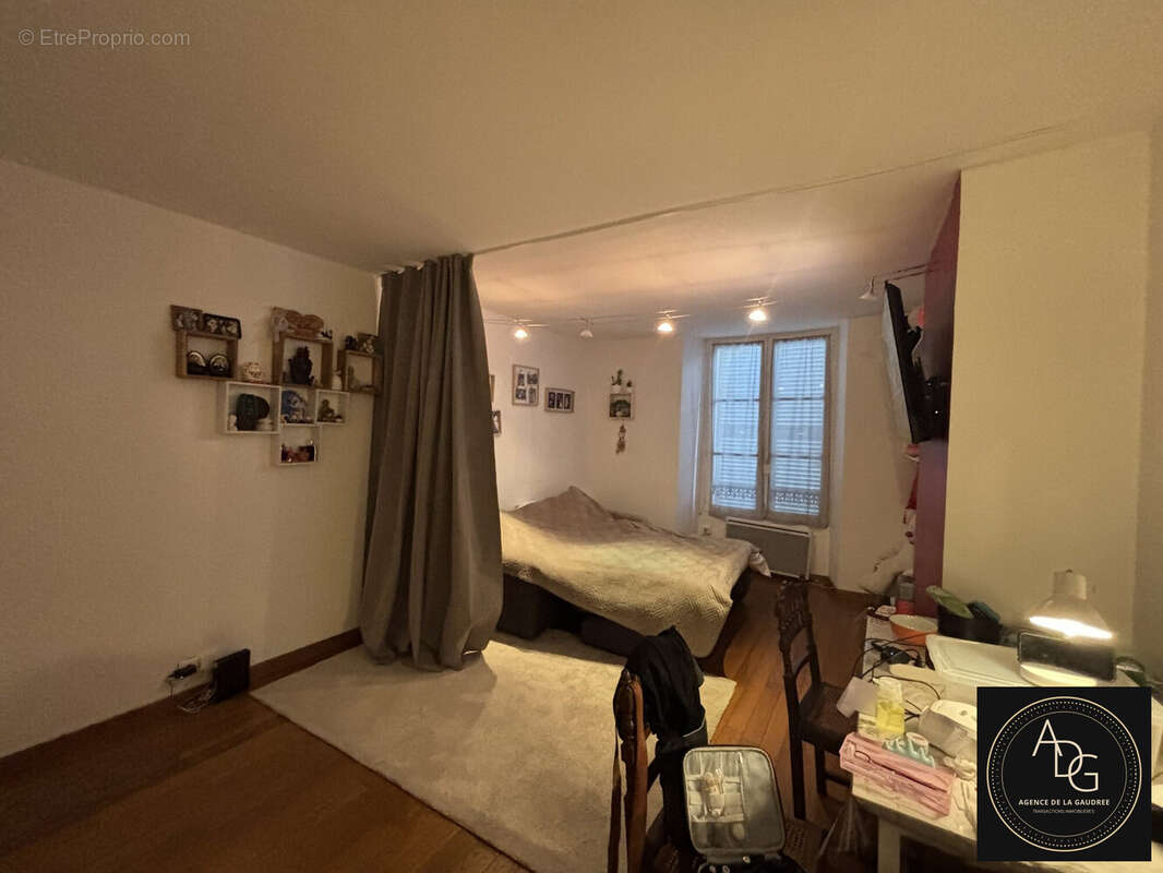 Appartement à DOURDAN