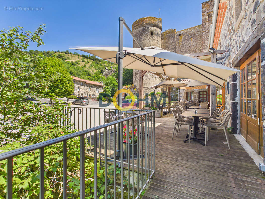 Fonds de commerce restaurant bar hôtel de charme (265m2) au pied du château avec logement de fonction (140m2) - photo 3