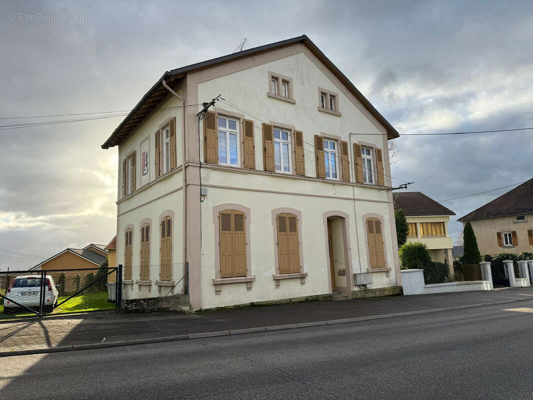Appartement à GROSTENQUIN