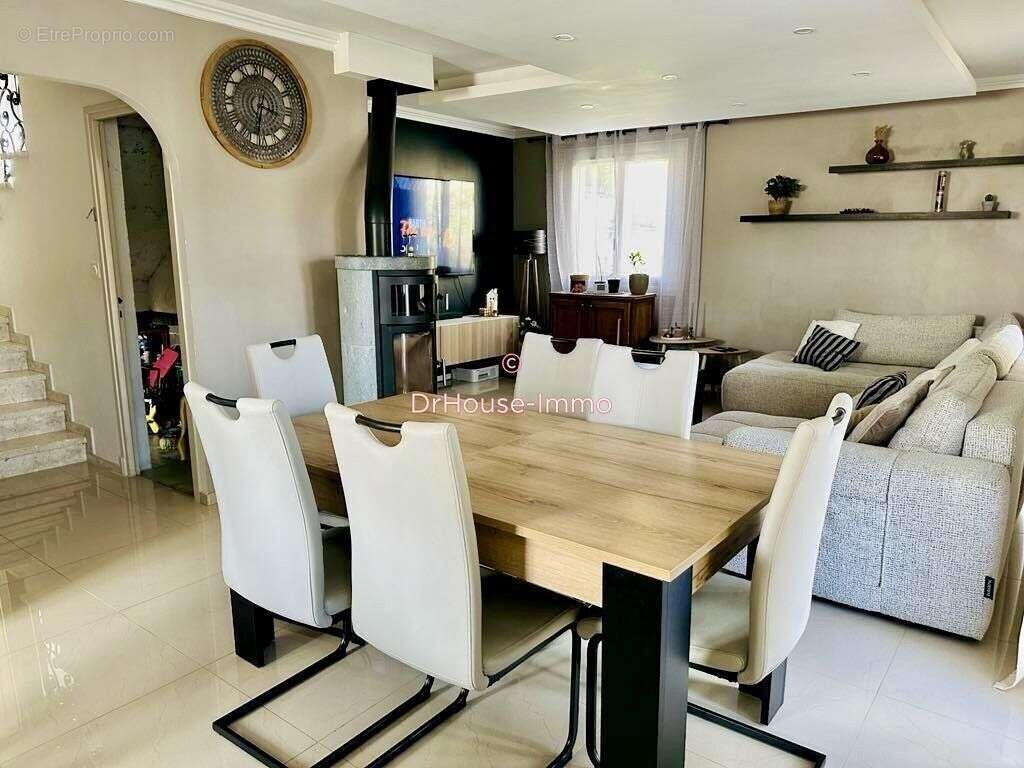 Maison 112 m² à Cahors  - photo 13