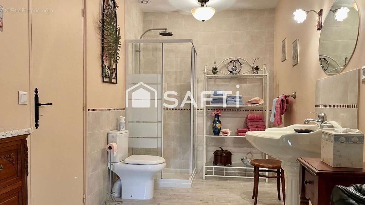 Maison 218 m² à Fieux  - photo 8