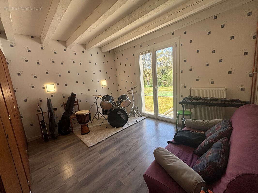 Maison à BOUGUE
