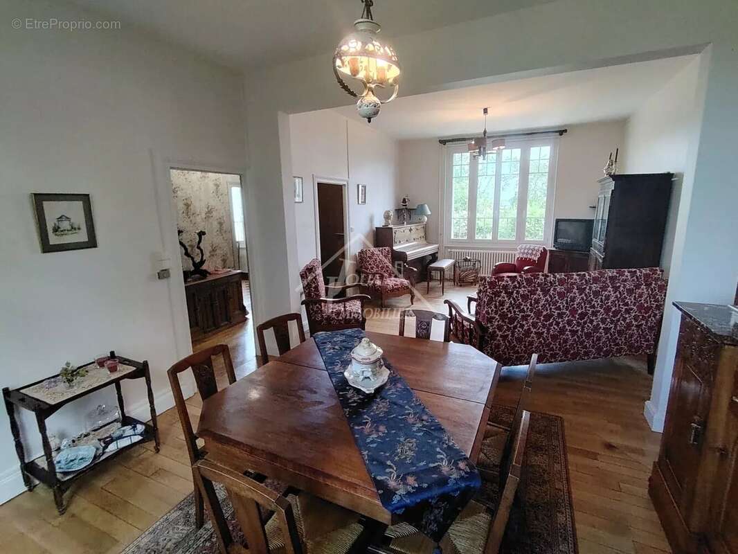 Grande maison familiale à Saligny-sur-Roudon, 6 chambres - photo 2