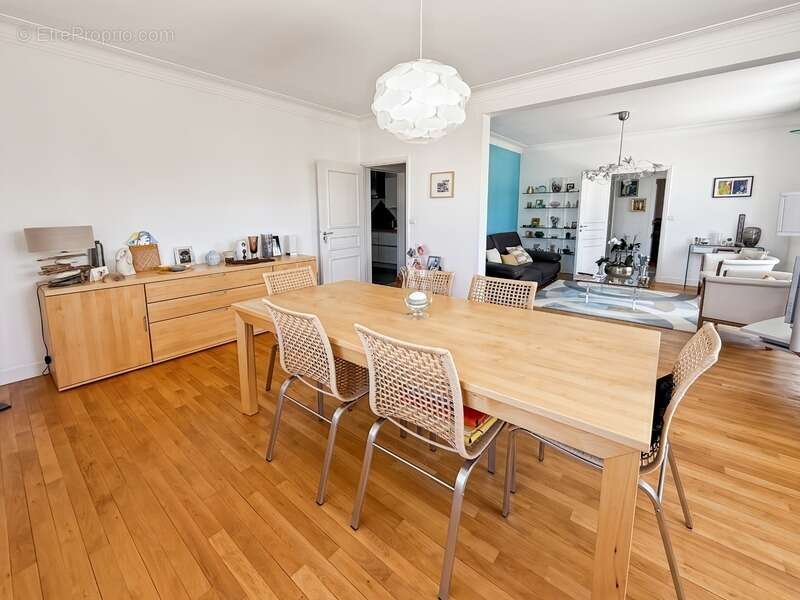 Dept de la Vienne (86) Maison contemporaine de 160 m² – Quartier recherché à l'est de la ville - photo 4