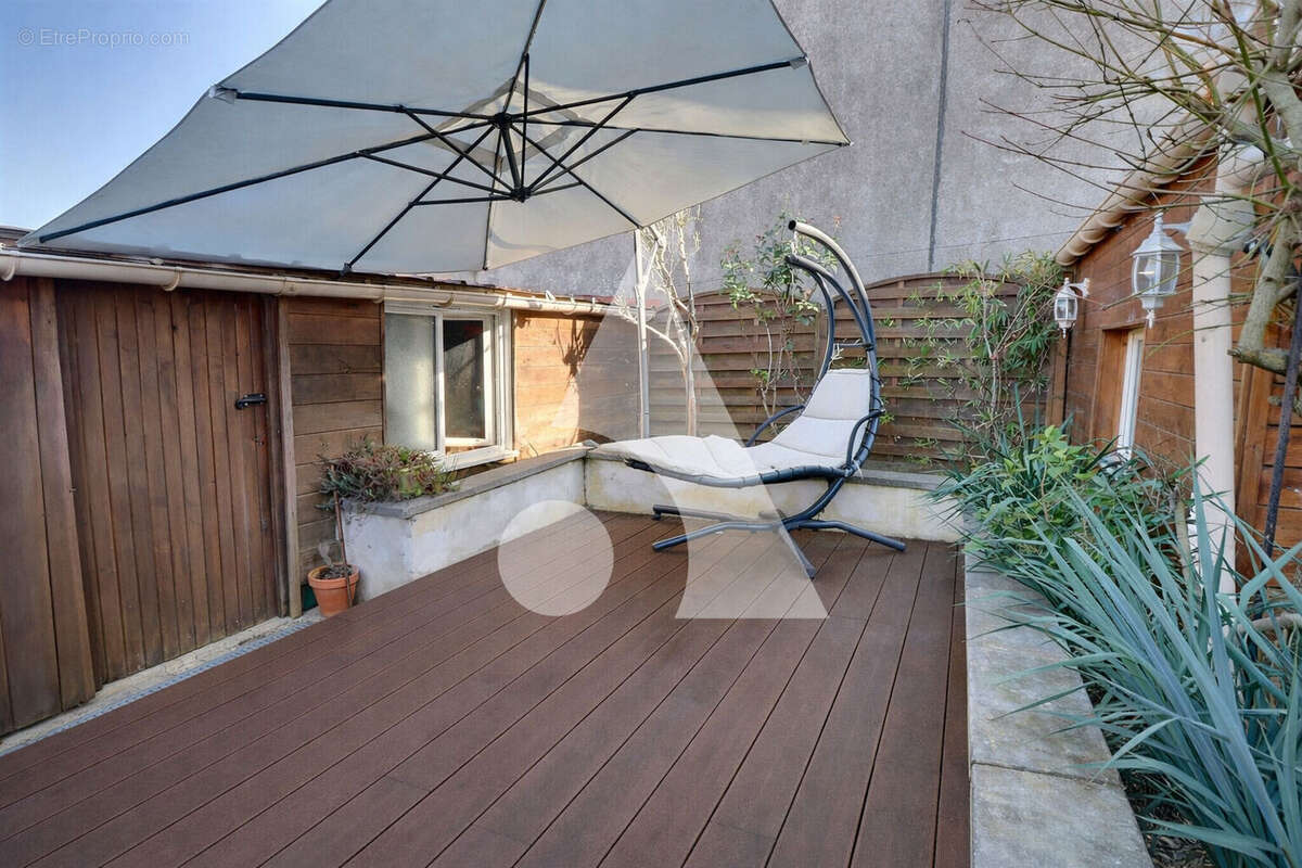 Maison à MERY-SUR-OISE