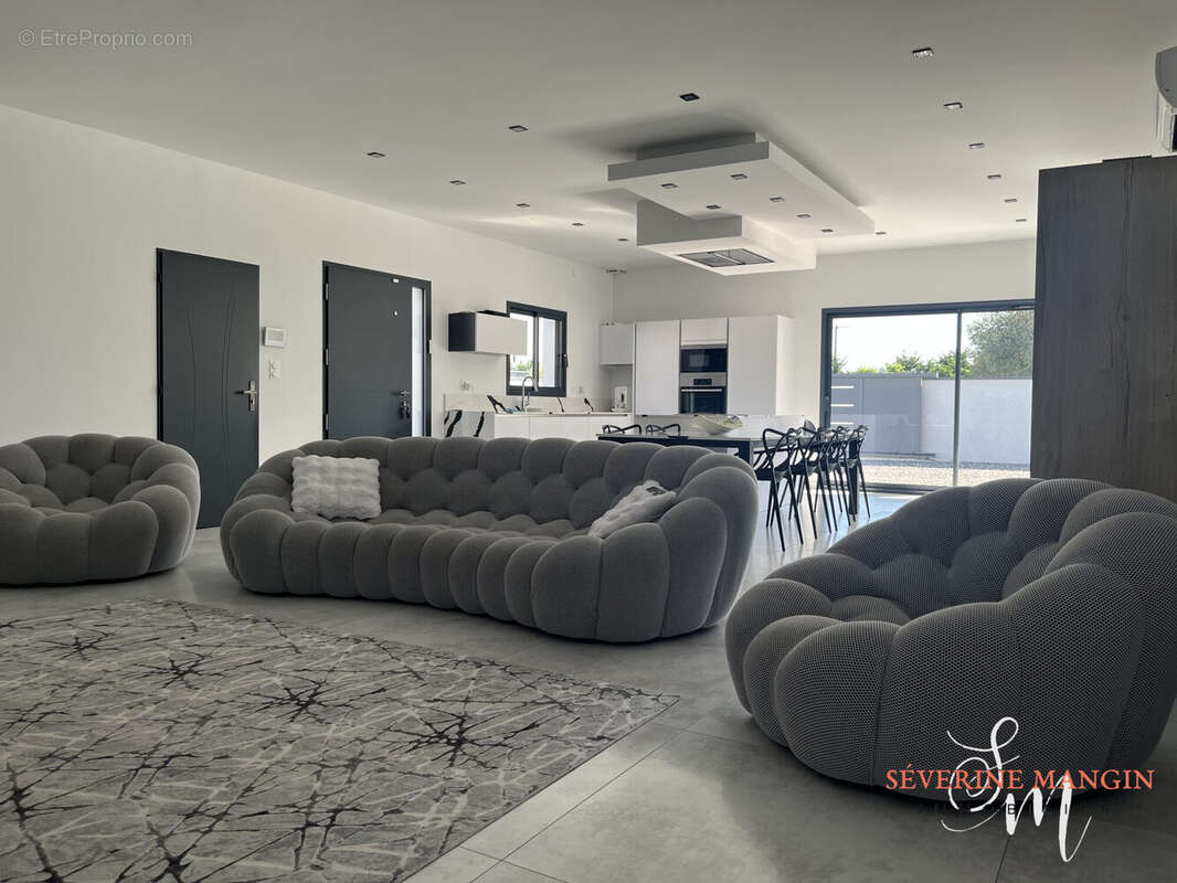 Maison à BOURG-DE-PEAGE