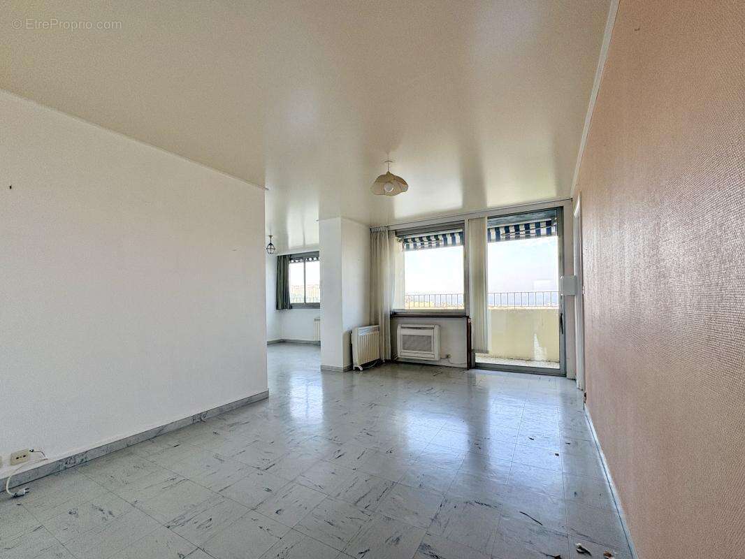 Appartement vue mer La Rouvière - photo 2