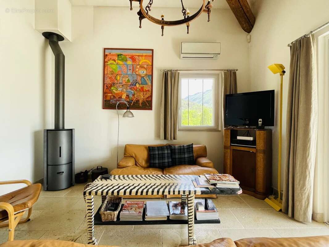 Maison à VAISON-LA-ROMAINE