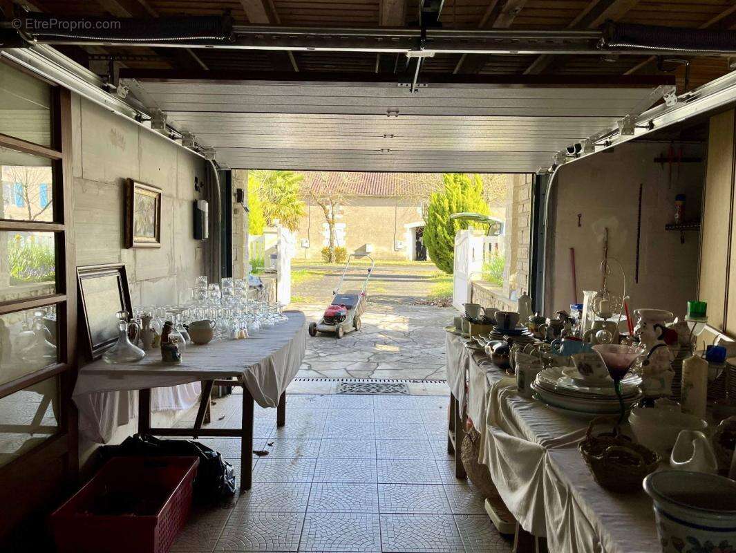 Maison à MAUPREVOIR