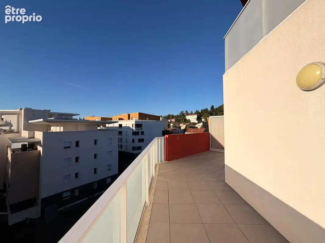 NIMES MONT DUPLAN Magnifique appartement 3 pièces de 70 m2 avec terrasse de 42 m2 et double parking - photo 17
