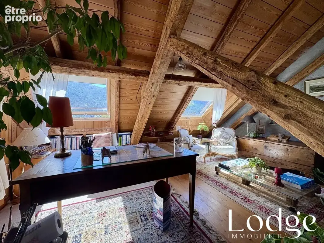 Maison 8 pièces 270 m² à vendre à Saint-Chaffrey (05330) - photo 7