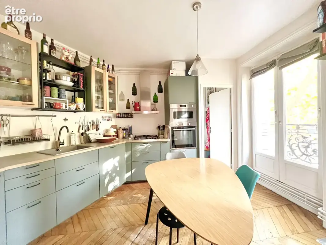 Paris 18ème - Bd.Barbès - 4P  3CH 73,37M2 Balcon filant 14M2 - photo 4