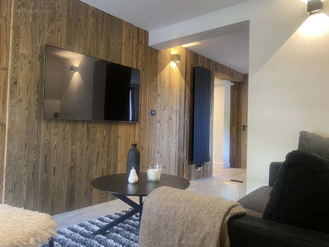 Appartement à LES ALLUES