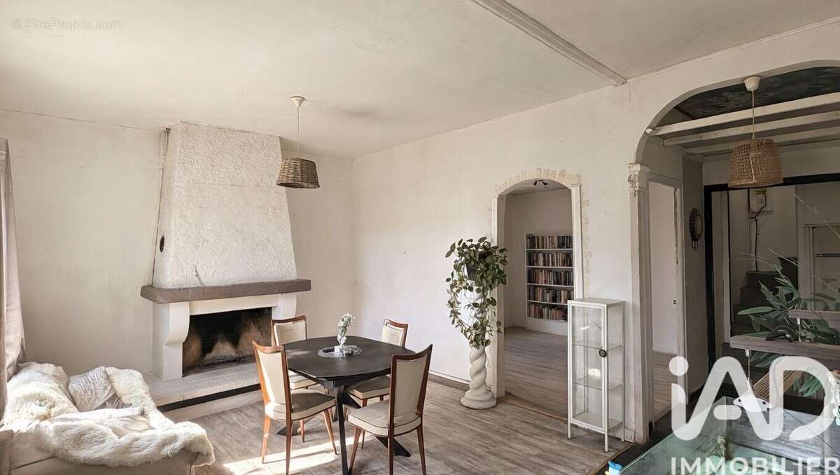 Photo 3 - Maison à VALREAS