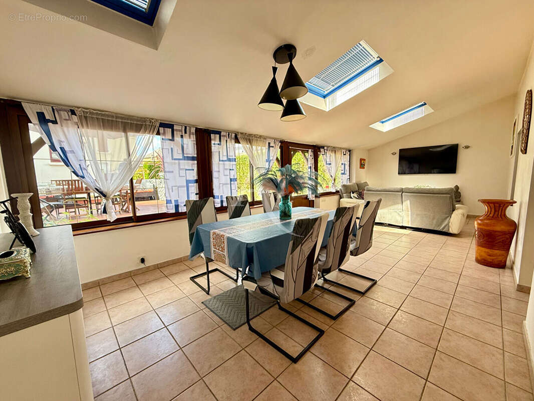 Maison à CHATEAU-GONTIER