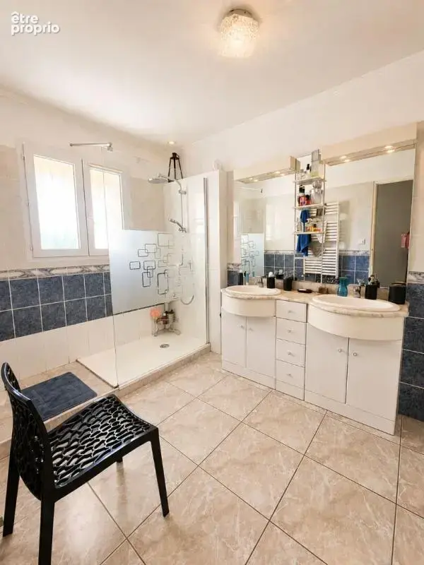 Villa Cazouls Les Beziers 4 pièce(s) 122 m2 - photo 9