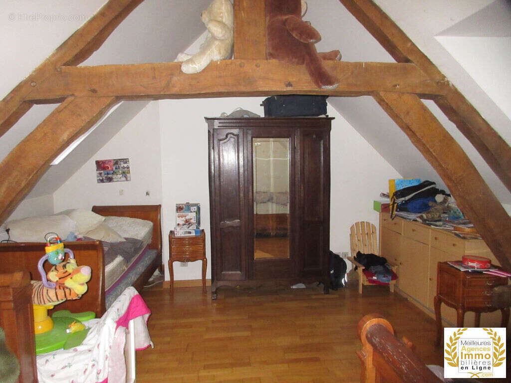 Maison à LE MELE-SUR-SARTHE