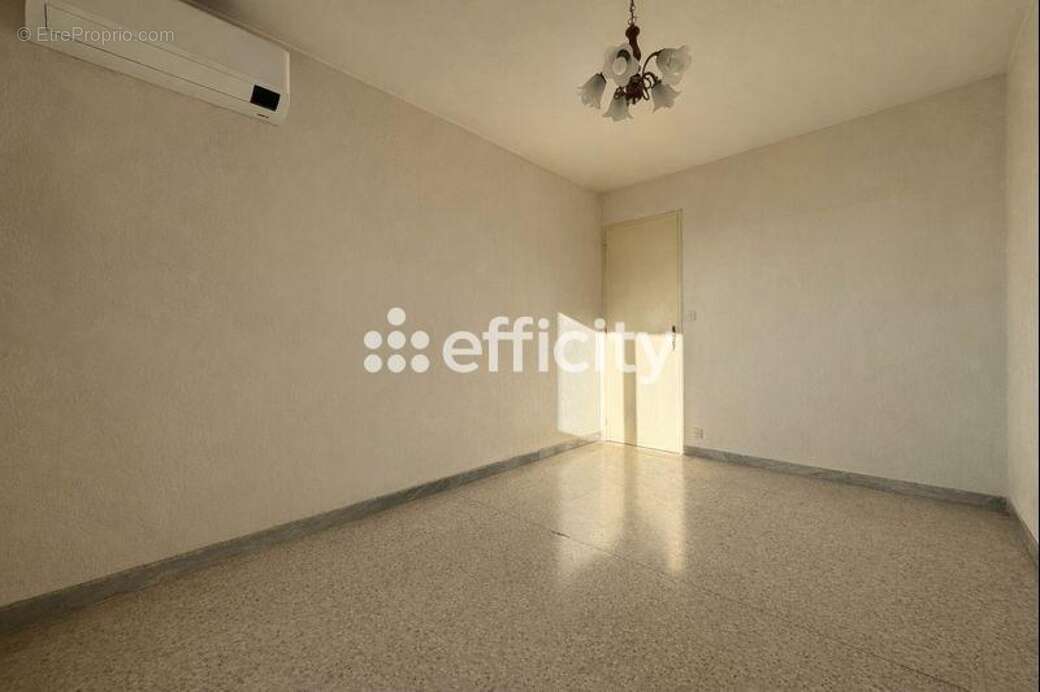 Appartement à MARSEILLE-10E