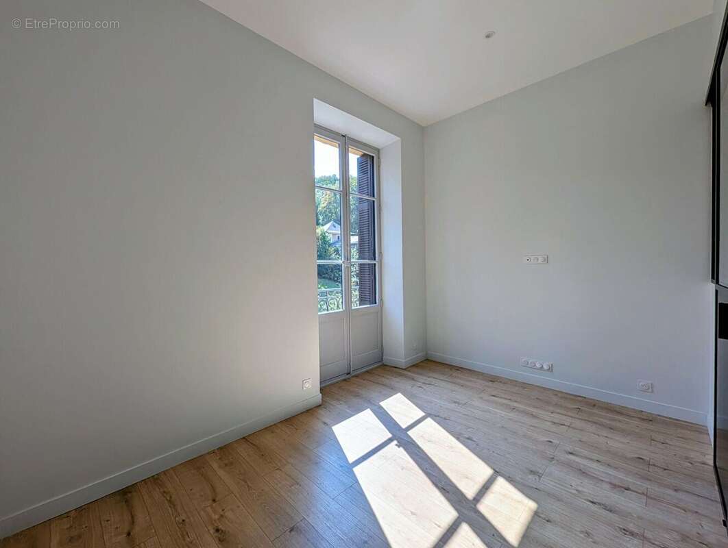 Appartement à AIX-LES-BAINS