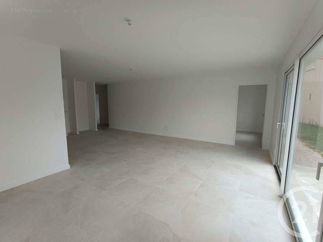 Maison à MESCHERS-SUR-GIRONDE