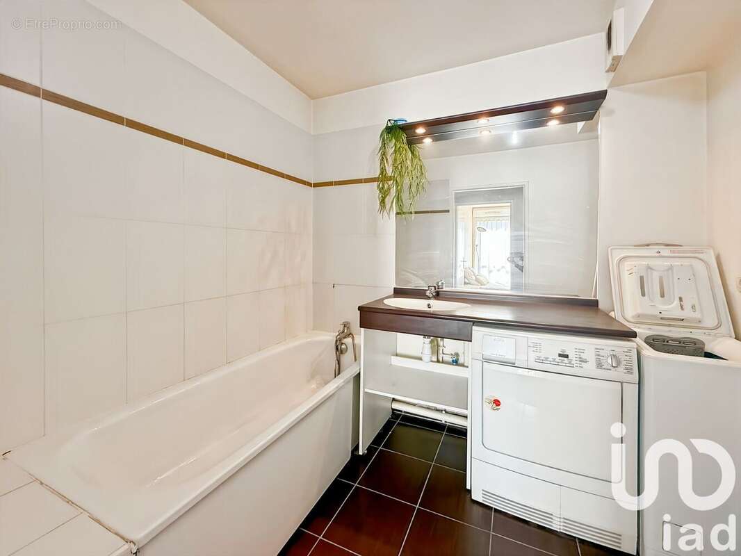 Photo 7 - Appartement à SAINTE-GENEVIEVE-DES-BOIS