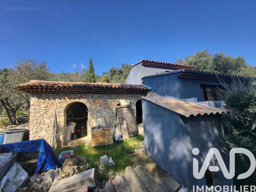 Photo 6 - Maison à CUERS
