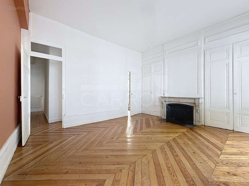 Lyon 7 quai claude bernard / universites t2 66m² excel etat 295000€ - photo 3