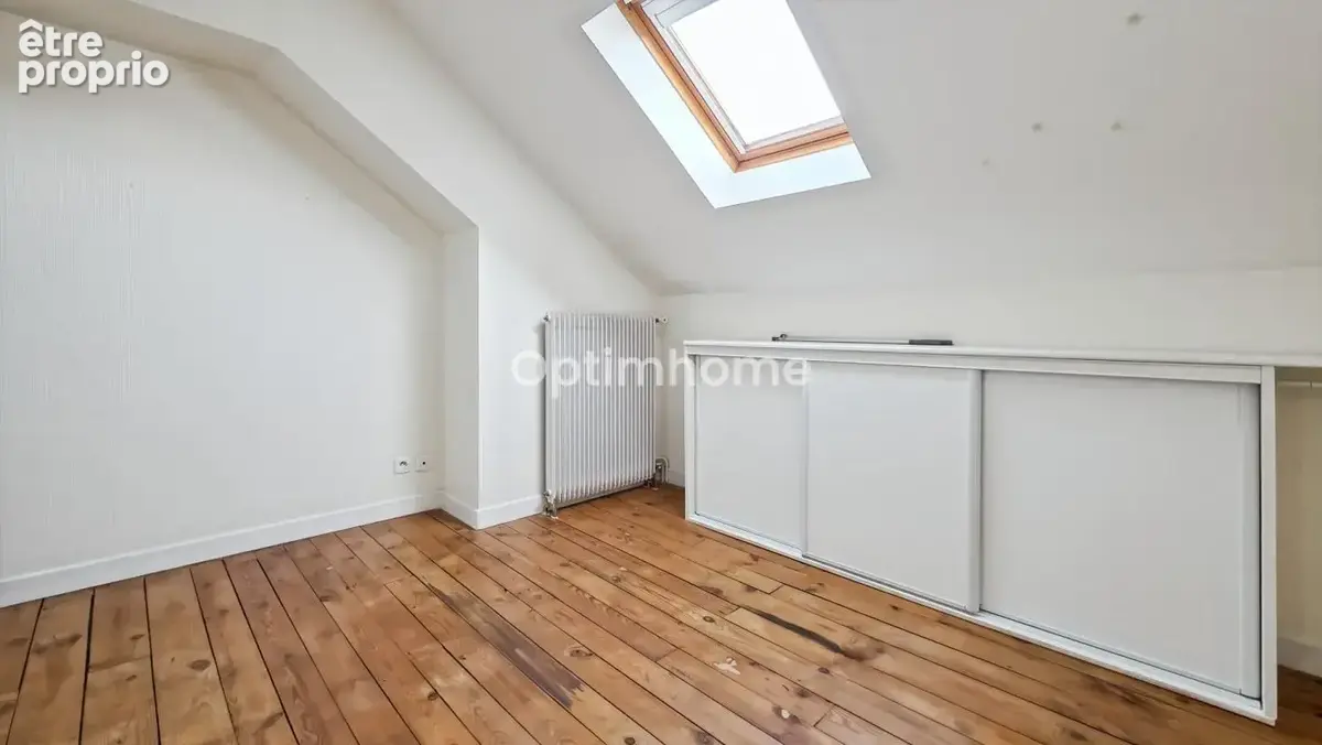 T3 duplex – Bureau + mezzanine – Immeuble 1903 – Chamalières – DPE E / GES E - photo 9