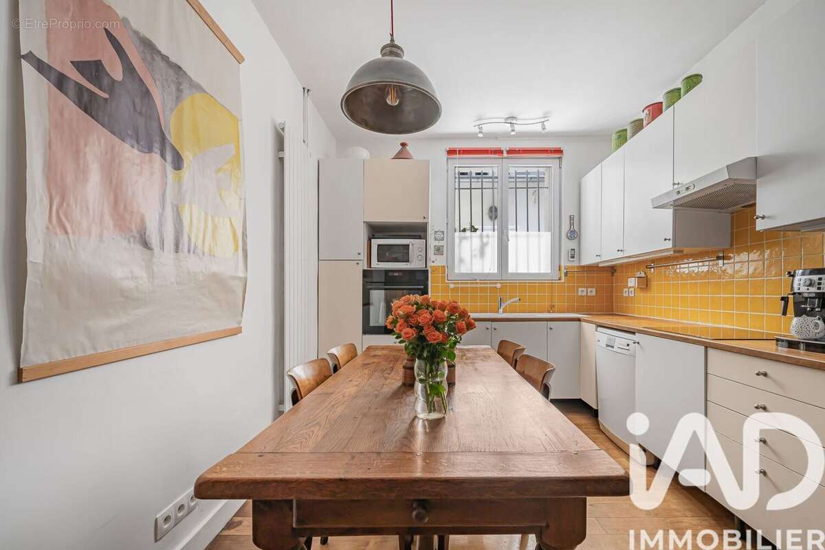 Photo 3 - Appartement à PARIS-18E