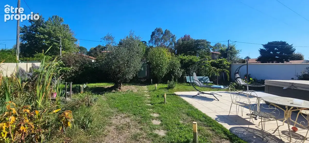 LE TAILLAN MEDOC - Maison de plain-pied 120 m² avec jardin 600 m² + garage - Proche centre-ville - photo 5