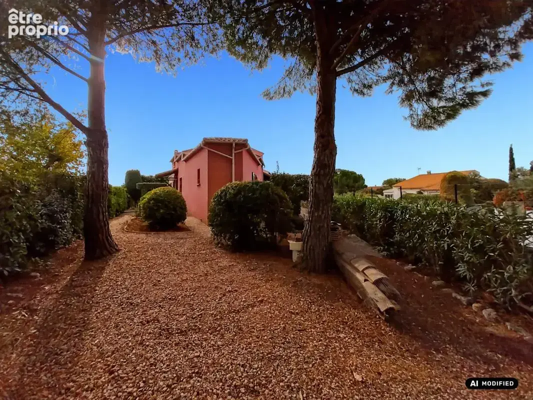 Vente charmante maison à Marseillan avec garage et carport, proche centre-ville - photo 3