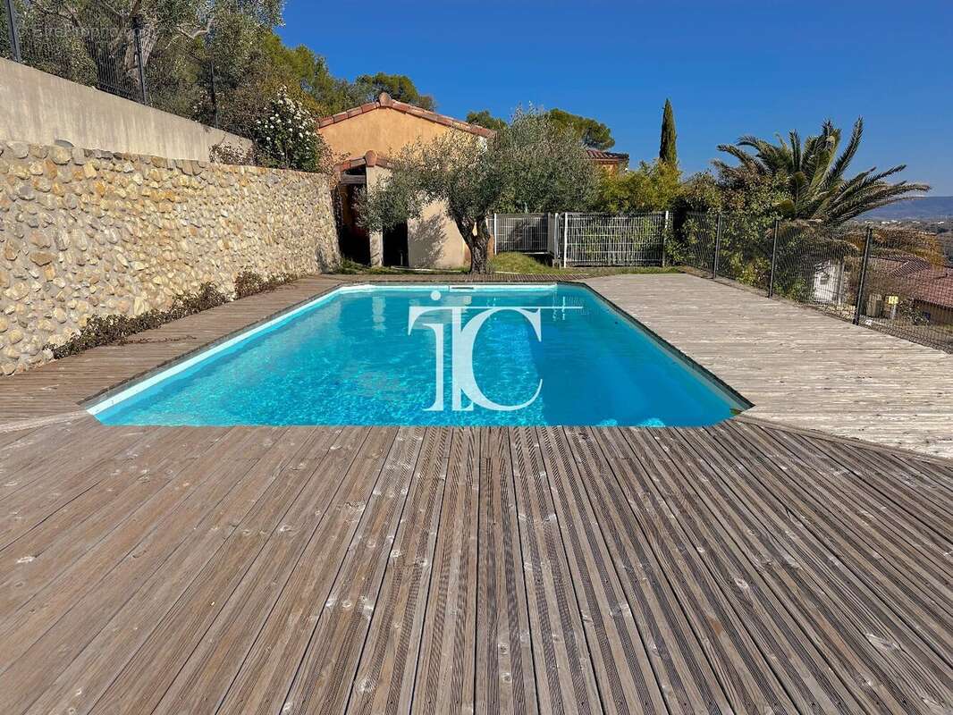 Maison à SAINT-AMBROIX