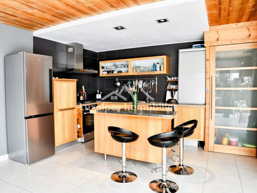 Appartement 93 m² à Bonneville  - photo 3