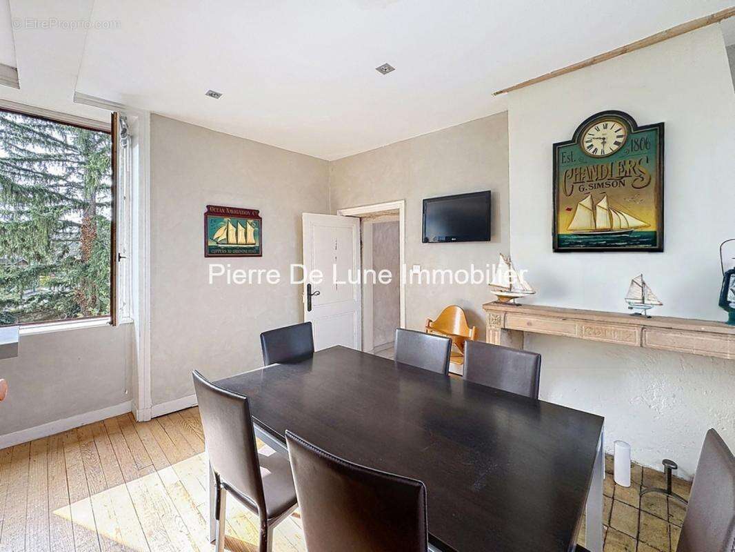 Maison à CHAZAY-D'AZERGUES