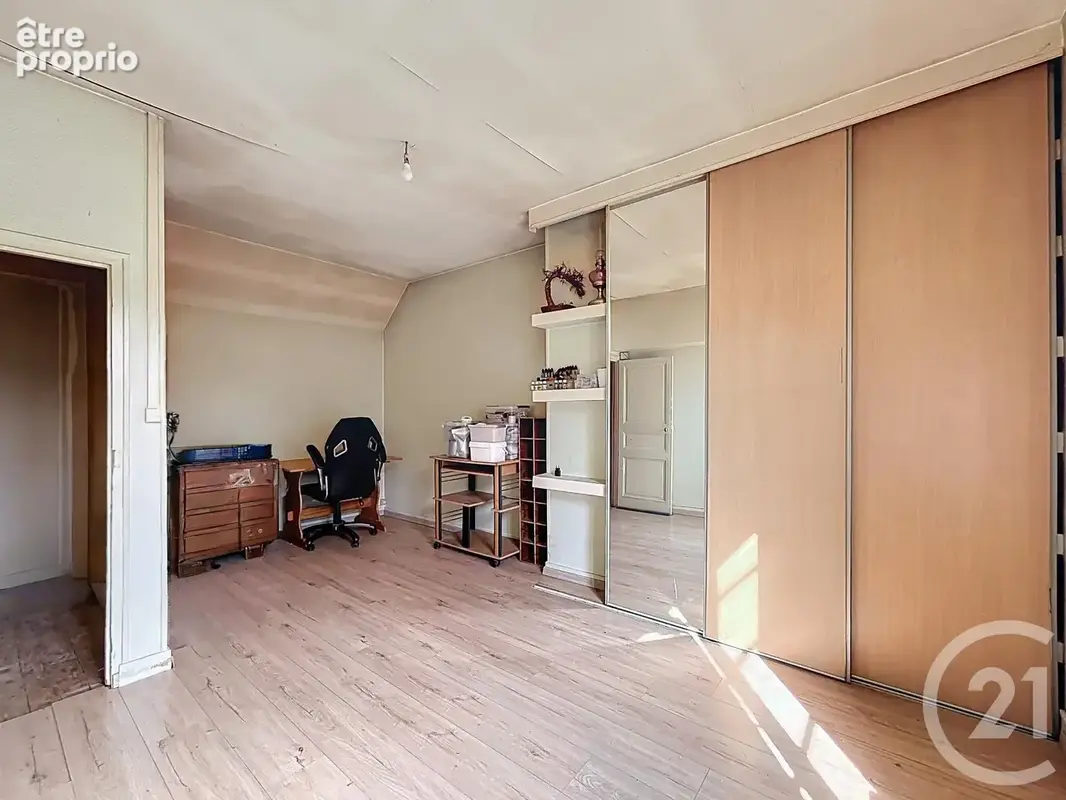 Maison 4 pièces 75 m² à vendre à Etigny (89510) - photo 7