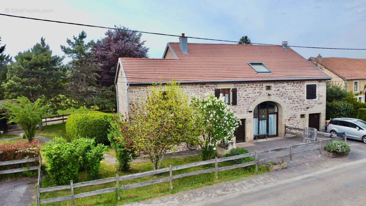 Maison à LURE