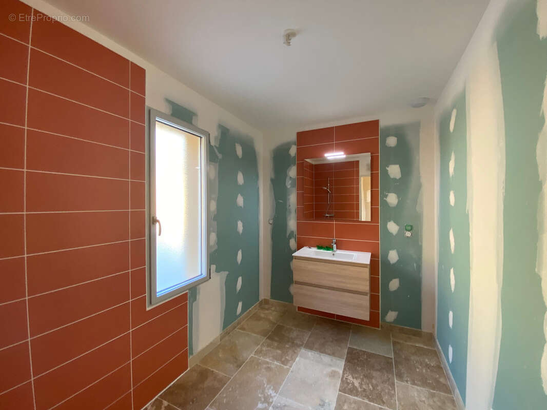 Maison à PUY-L'EVEQUE