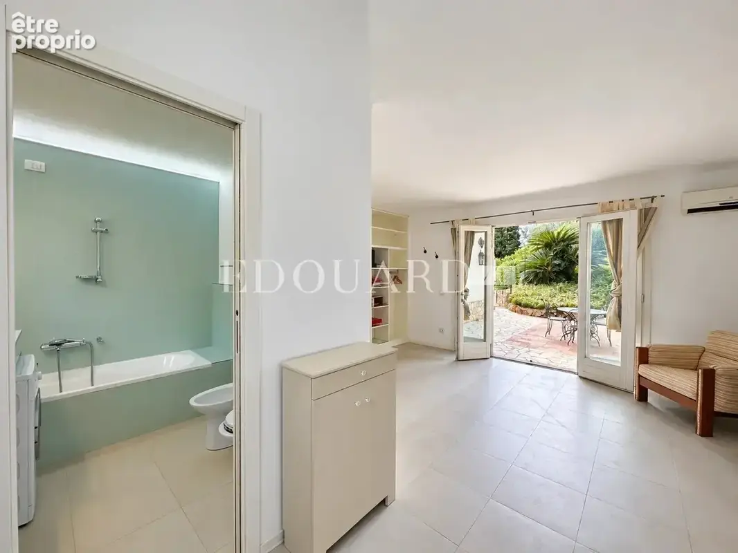 Magnifique haut de villa avec terrasse, splendide vue mer panoramique, jardin, piscine et garage - photo 35