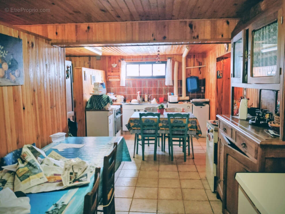 Maison à FONTAINE-LE-PIN