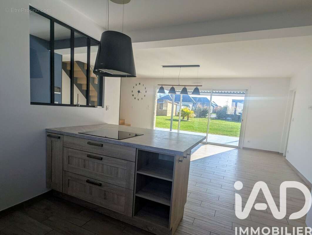 Maison 139 m² à Chicheboville  - photo 4